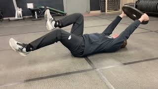 Deadbug Plate Reach w/ Alternate Leg Reach