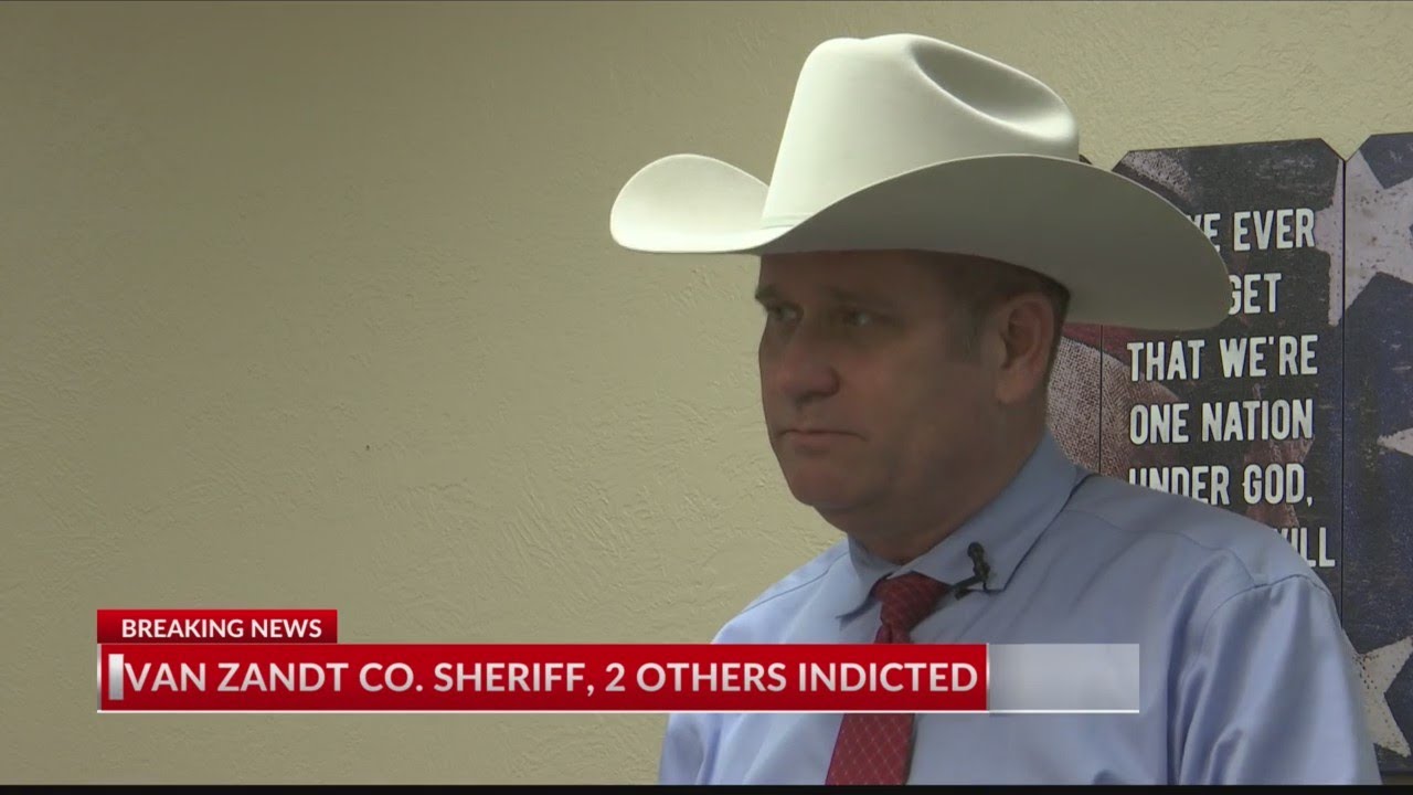 Van Zandt County Sheriff, 2 deputies indicted for providing false