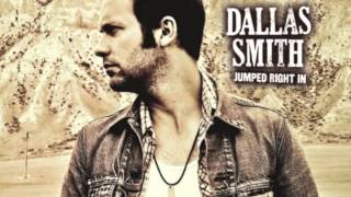 Miniatura de vídeo de "Dallas Smith - Jumped Right In"