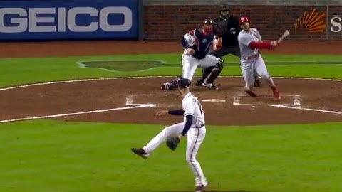 Tommy Pham extends the lead with a two run homer