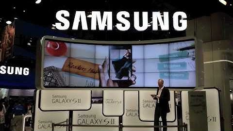 Samsung presentation: Galaxy S II with TouchWiz V4 and NFC demo