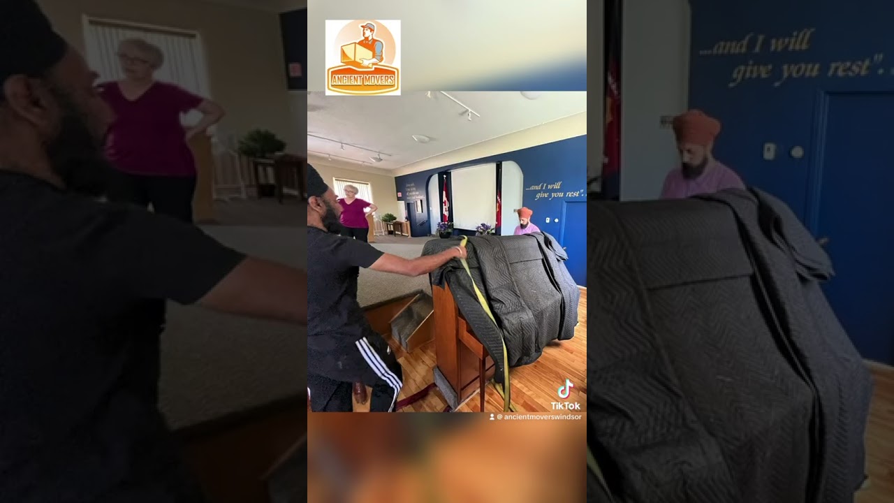 How to move a Heavy Piano at Home with No Equipment/ Ancient Movers/ Piano Movers. 