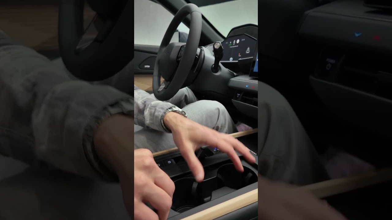 2025 Lexus ES Interior – Smooth, Silent, Sophisticated 🛋️