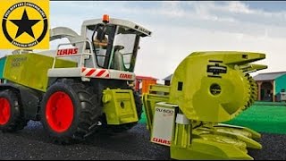 BRUDER Tractor CLAAS JAGUAR 900 Stop Motion in 4k!