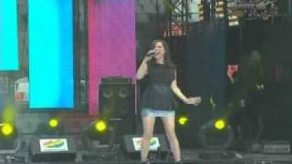 Clavo que Saca Otro Clavo - Paty Cantu - El Evento 40 - 2011