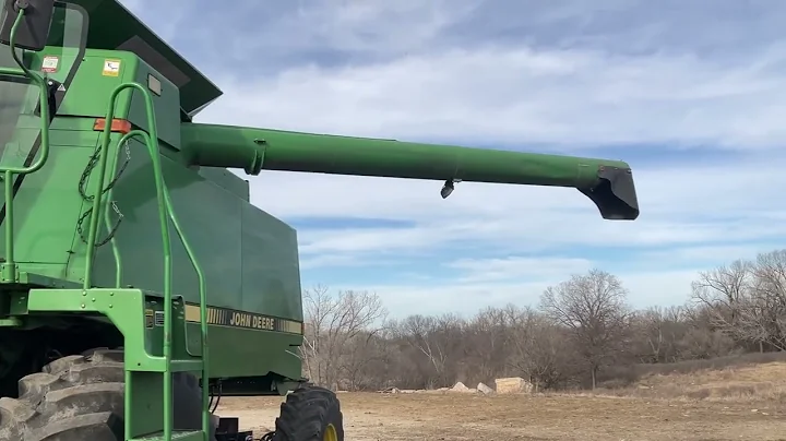 BigIron Online Auction TBD =LX7041= 1990 John Deere 9500 4WD Combine