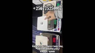 Electric digital analytical balance scale for chemistry lab