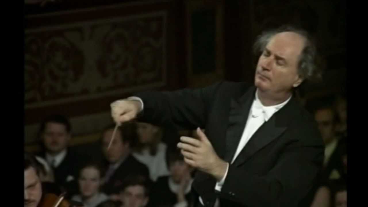Mozart symphony No.38 -1M(1/3) R.Kubelik Vienna Philharmonic
