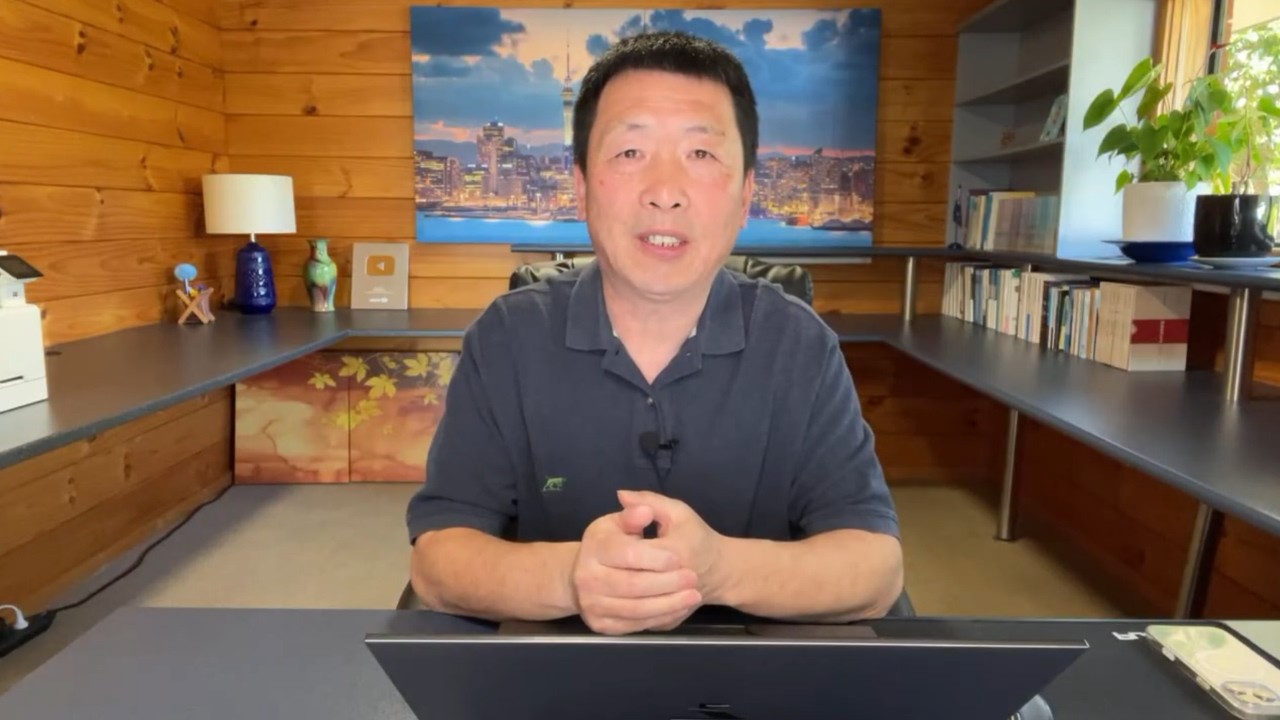 20261018直播：克拉斯诺夫在行动！川普免除针对俄罗斯新制裁法案；早期投票，美国各地明显蓝潮迹象；中国科技股暴跌40%，全球最大输家；毛思想会再次祸乱中国吗？（20261018第2281期）