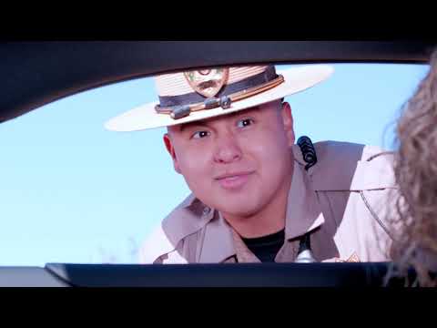 What to Do & Expect When Pulled Over (Spanish Closed Captioned) - video from Aamva