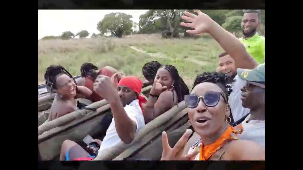 Mozambique: Wild boat trip to Inhaca Island!