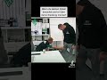 Onkel, das trägt man heute so.. #EinJahrZweiteLiga - Die Werder Doku ab jetzt auf DAZN 🍿