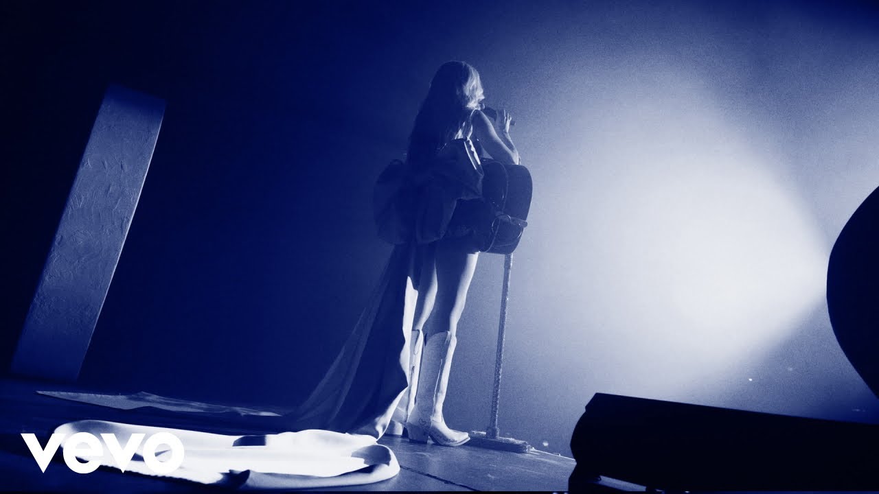 Mama I Lied (Live)