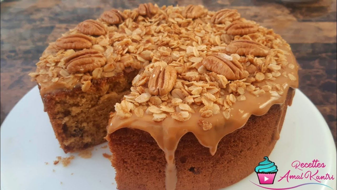 الكيك الأسمر المبهر ريحته سابقاه تحكي على مذاقه اللذيذ خفيف بزاف اللي شافه يطلب طريقته السهلة جداا