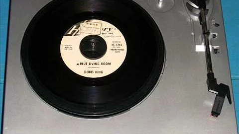 PROMO 45 BLUE LIVING ROOM - DORIS KING