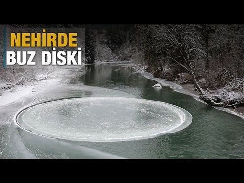 Nehirde buz diski