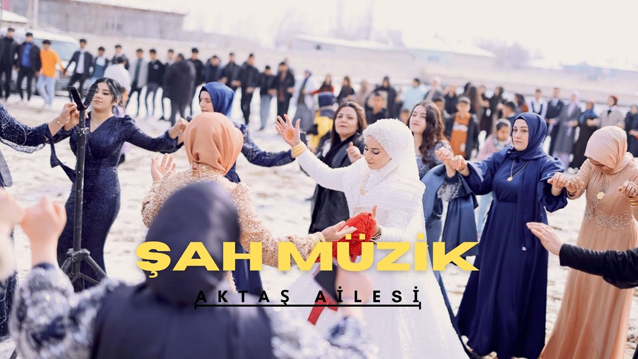 şah müzik  eşliğinde (  AKTAŞ AİLESİNİN DÜĞÜN HİKAYESİ )