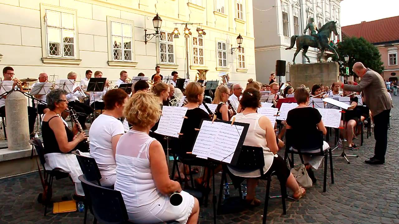 Fúvósfeszt 2016 – Harmonie De Jonge Scheuten Fúvószenekar - Flashing Winds (Van der Roost)