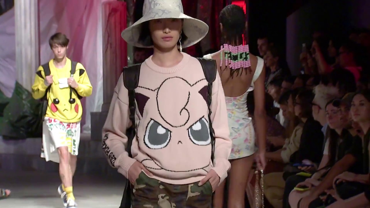 GCDS Brand Fashion Show SS19-  "The Italian Way" Floating videoblog by Simona Cochi