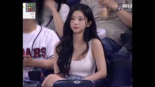 Pretty Hot Girl