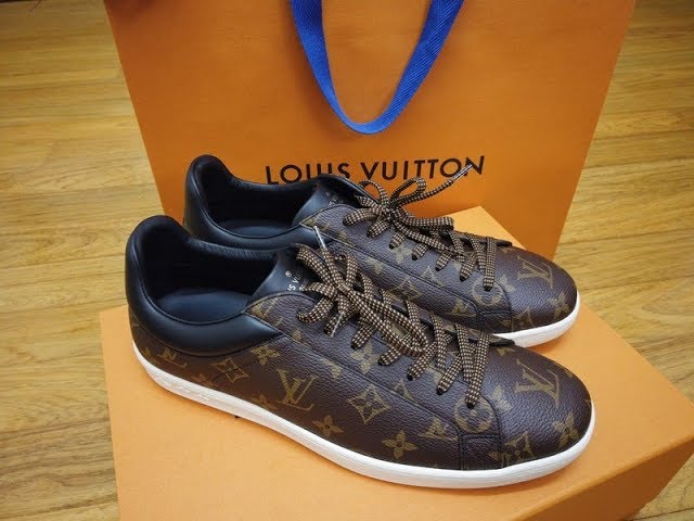 LOUIS VUITTON FRONTROW SNEAKER UNBOXING + COMPARISON - ORGINAL vs. UPDATED