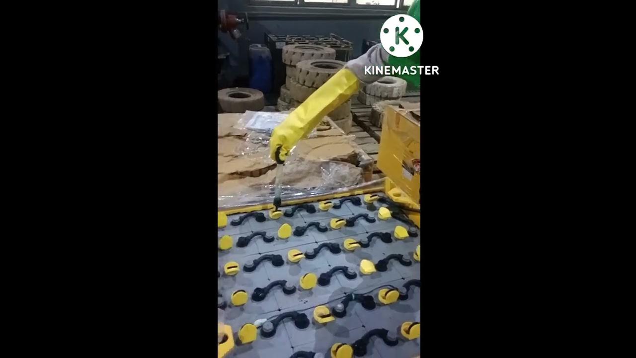 Electric Forklift Battery How to take Voltage, gravity by multimeter