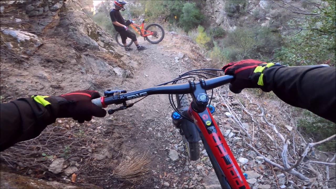 Gabrieleno Trail: Redbox to JPL