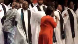 Ricky Dillard & New G - You're Amazing( Live @ House of Hope AllState Gospel Fest) chords