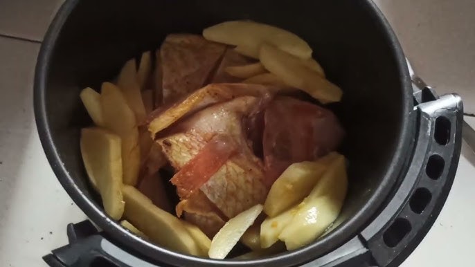 Preparación de papas a la francesa en freidora Coriat 