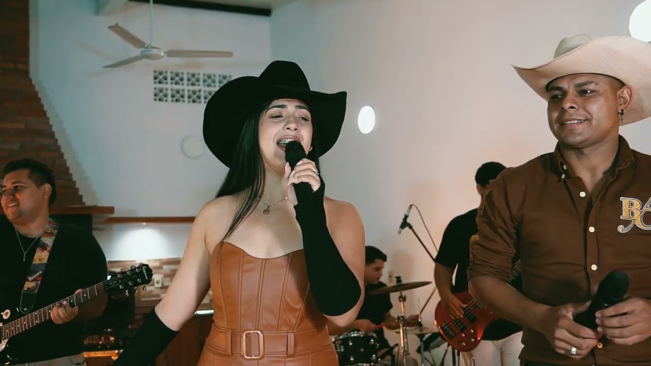 Mi historia entre tus dedos - Banda Capiibary & Grupo Contra-Tiempo