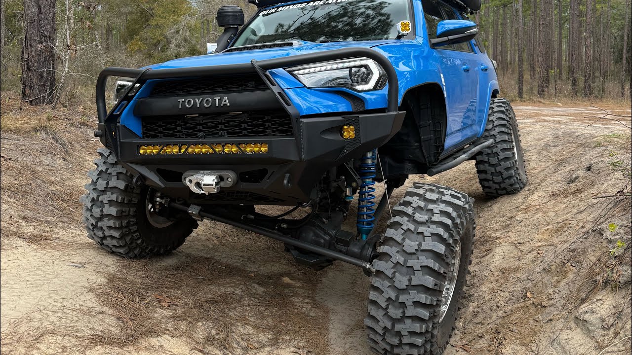 TRD PRO Solid Axle Swapped 4runner! 