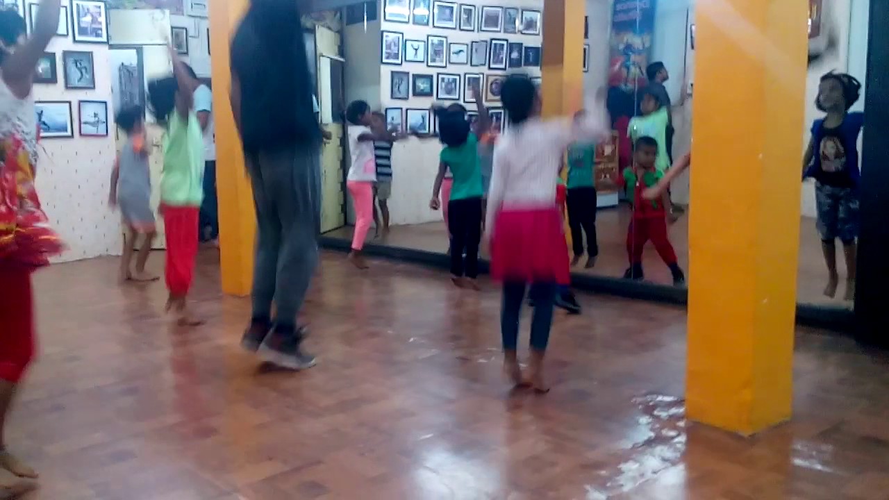 Venky dance studio sec11 vashi. Main road navi mumbai mob.9004774630(6)