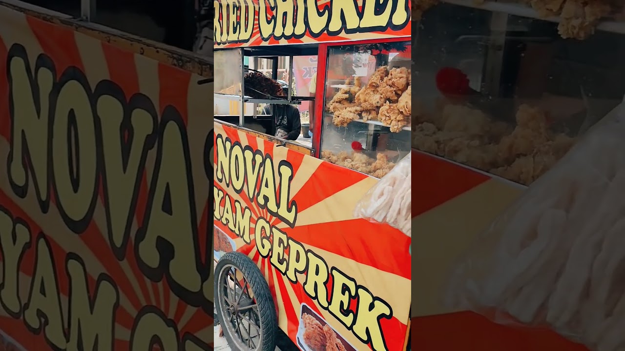Ayam geprek kampus #streetfood #food #yukkulinerbareng