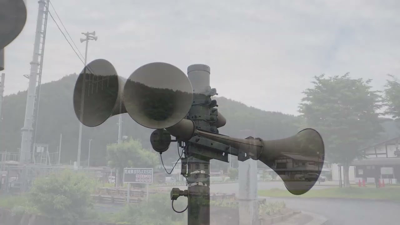 コシチャイム　高山書院　長久の道 防災行政無線チャイム 岐阜県高山市 18時 旧音源 夕焼け小焼け - YouTube
