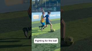 A drill on fighting for the ball ⚽️🔥#football #footballcoaching #kidsfootball