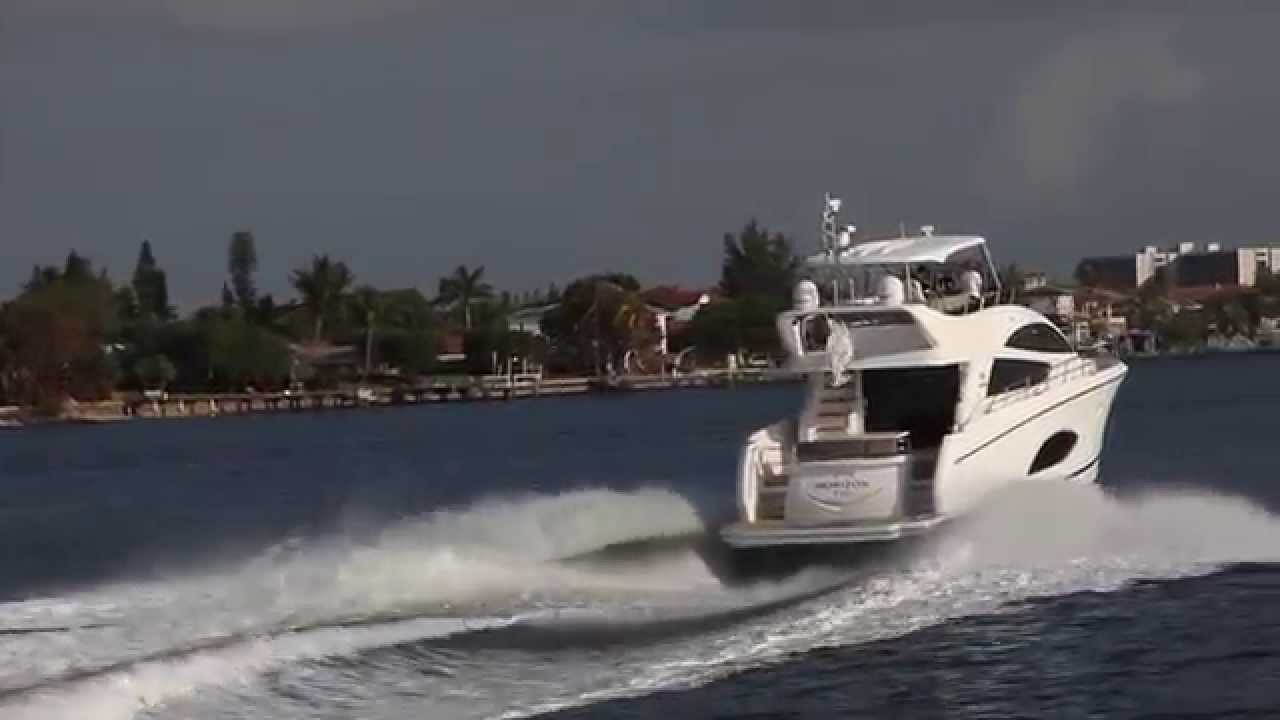 The sporty yet economical Horizon Yachts E56 in Action.