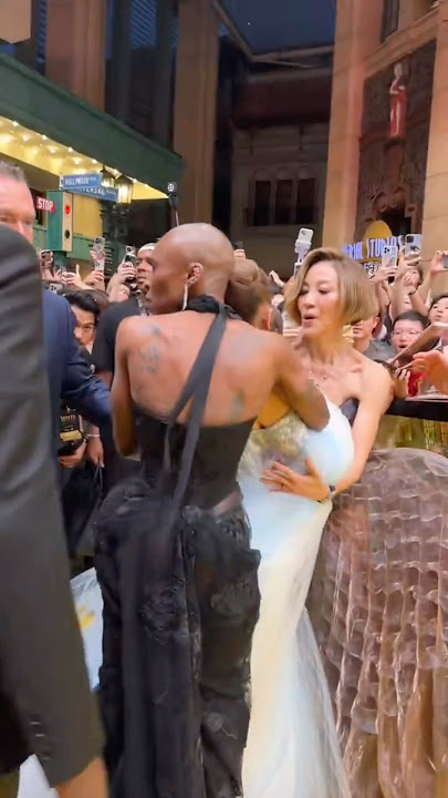 Scary moment for Ariana Grande During Wicked For Good Premiere. Thankfully Cynthia Erivo Was Nearby.