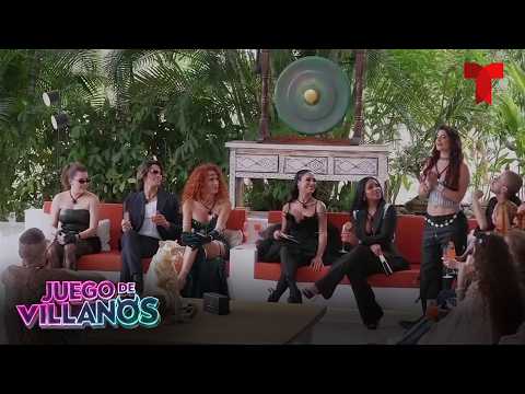 Los villanos brindan antes de sacar las garras | Juego De Villanos | Telemundo Entretenimiento
