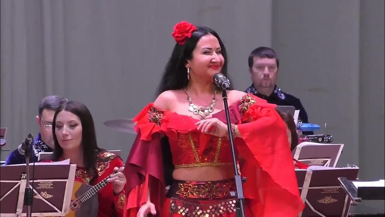 Серенада опера бизе. Генри смит пертская красавица. Песенка герцога из оперы риголетто ноты. Из оперы ж. Серенада опера бизе.