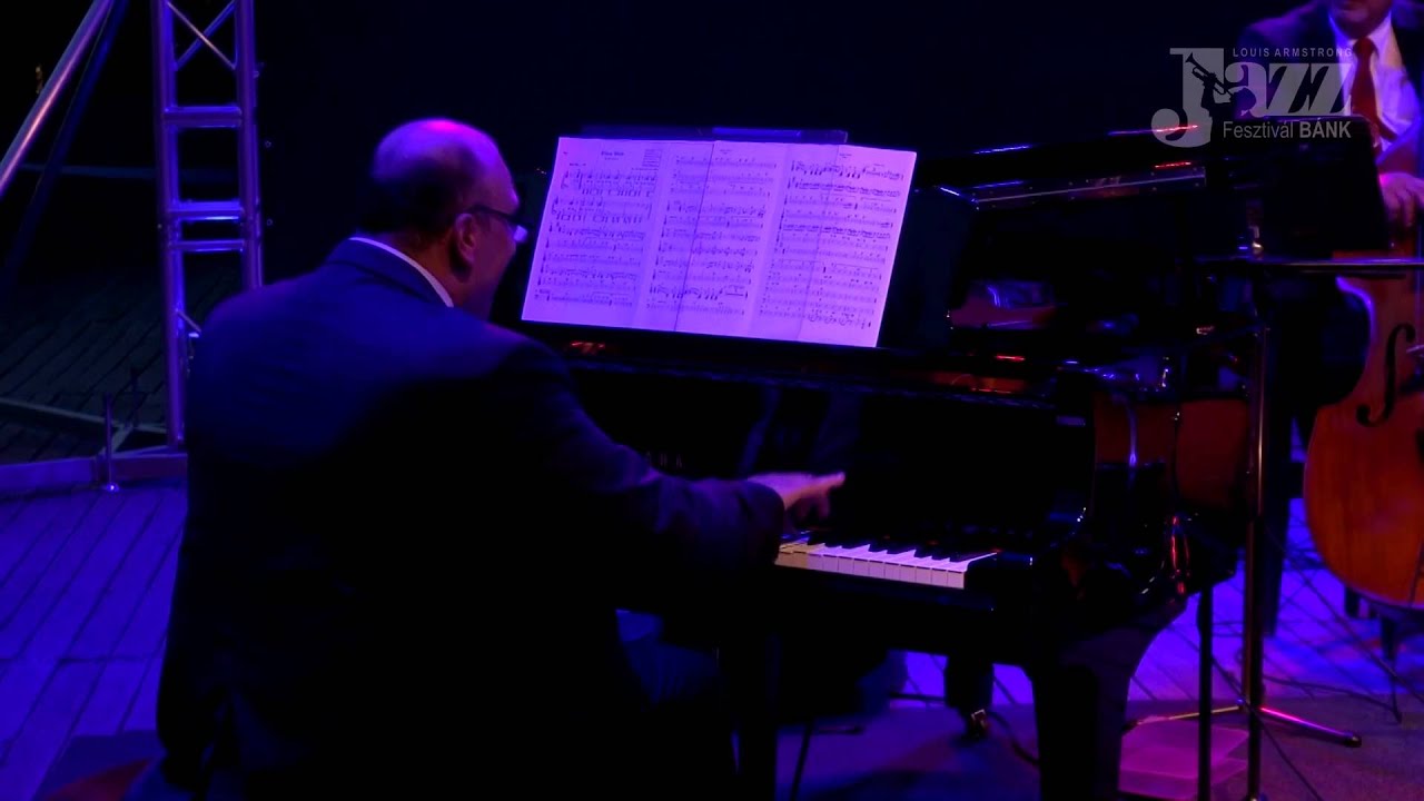 Antti Sarpila Swing Band - Stealin' Apples