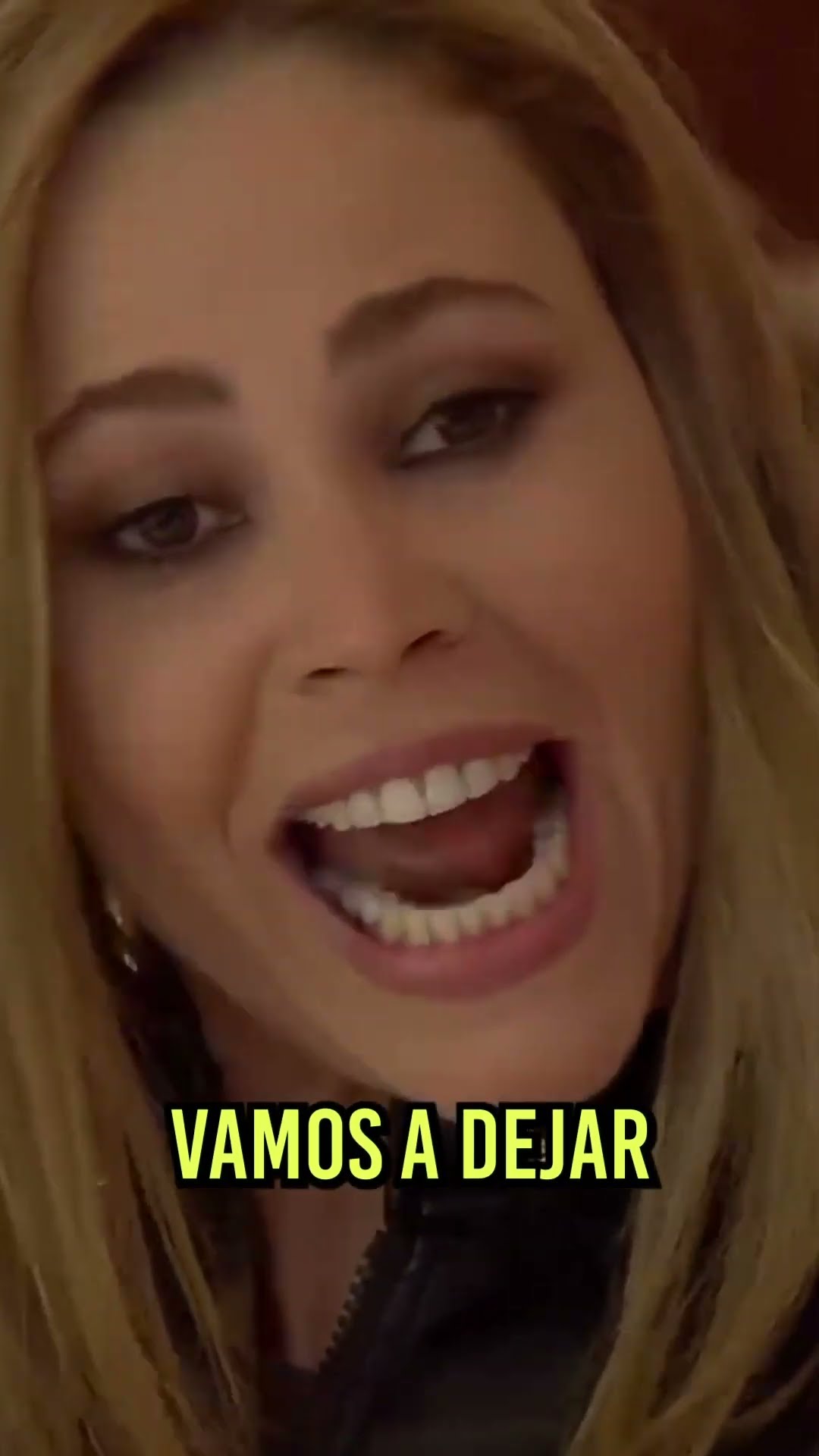 Le dejo el novio y también el vestido ??? #teresa #tlnovelas