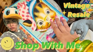 “Don’t Forget The Cat”| SHOP WITH ME | VINTAGE RESALE | ANTIQUE MALL FINDS | KITSCH | ROAD TRIP