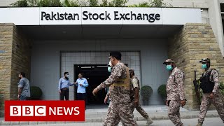 Pakistan attack: Deadly raid on stock exchange in Karachi - BBC News