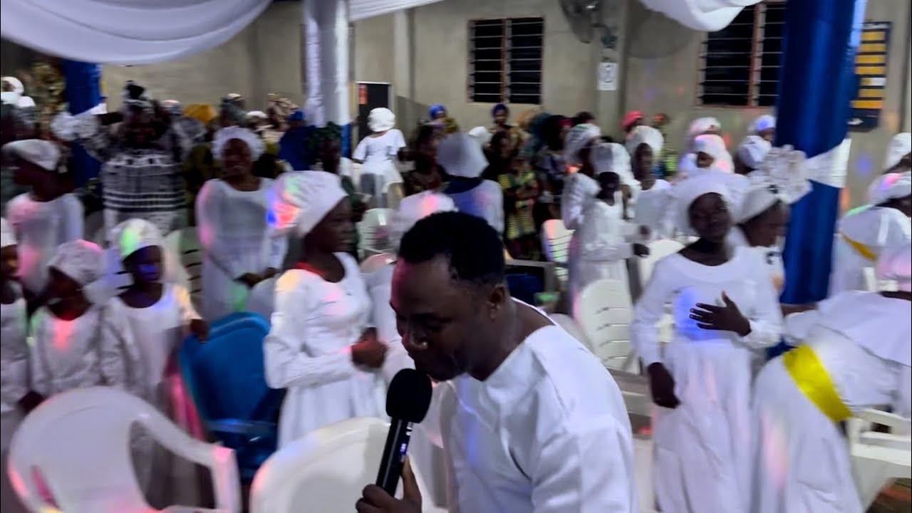 Prophète oladele Joël : Traverser entre 2025 & 2026 