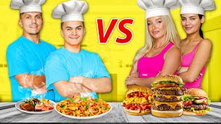 Brother&#39;s Vs. Sister&#39;s $10 COOKING CHALLENGE!!