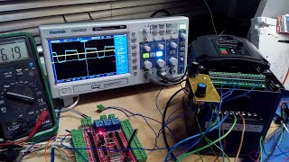 видео: Подключение частотника к плате управления (компьютеру) картинка: Подключение частотника к плате управления (компьютеру)