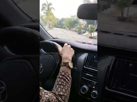 Video Khai giảng lớp học lái xe ôtô hạng B2-C tại trường cấp... - YouTube