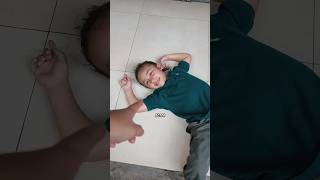 Mama Kaget Dedek Tidur D Lantai Tunggu Ara Plg Sekolah. Jgn Itu Kotor Dek Satpam Bs Marah 🏫😴🫣