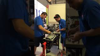Rebuilding a Mitsubishi engine timelapse