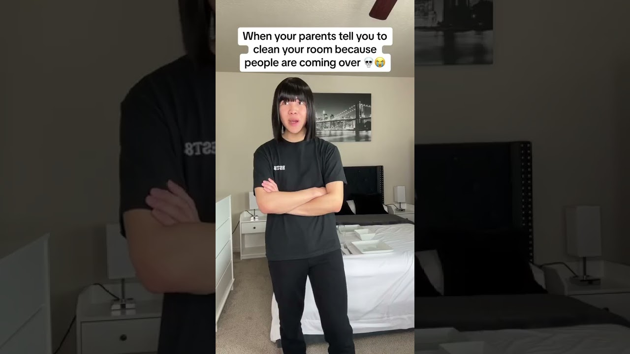 Когда родители говорят тебе убраться в комнате, потому что скоро придут гости 💀😭 